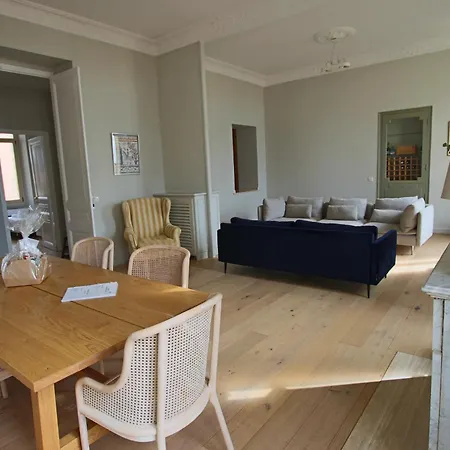 Four Bedrooms/sea View Apartment *