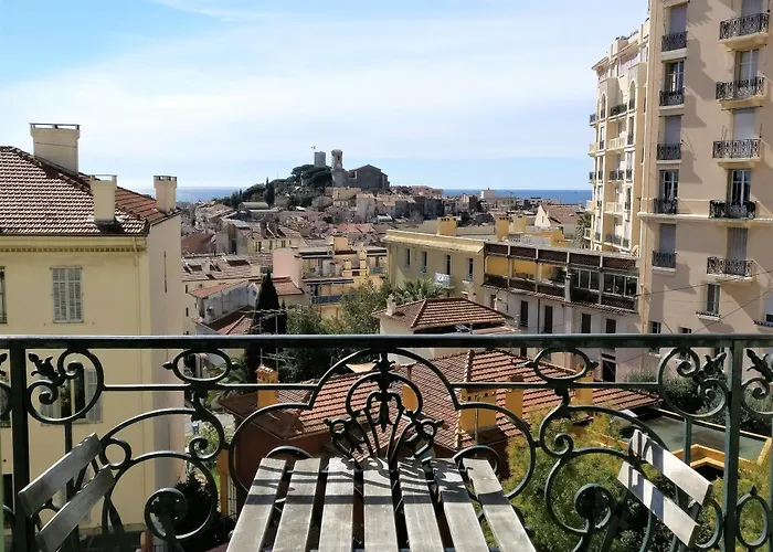 Four Bedrooms/sea View Apartman Cannes